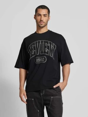 Zdjęcie produktu T-shirt o kroju oversized z nadrukiem z logo REVIEW
