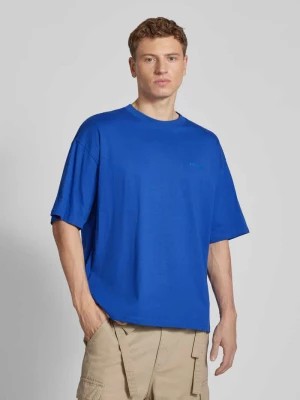 Zdjęcie produktu T-shirt o kroju oversized z okrągłym, prążkowanym dekoltem REVIEW