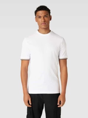 Zdjęcie produktu T-shirt z charakterystycznymi dla marki paskami w kontrastowym kolorze model ‘Thompson’ Boss