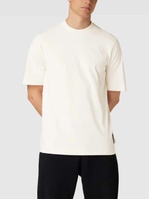 Zdjęcie produktu T-shirt z detalem z logo model ‘CAPS TEE’ ADIDAS SPORTSWEAR
