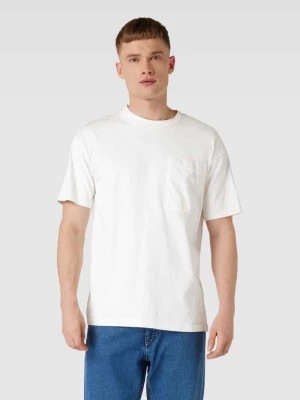 Zdjęcie produktu T-shirt z kieszenią na piersi model ‘NUANCE BY NATURE™’ Knowledge Cotton Apparel