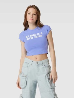 Zdjęcie produktu T-shirt z mieszanki bawełny i elastanu z nadrukowanym napisem Review