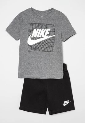 Zdjęcie produktu T-shirt z nadrukiem Nike Sportswear