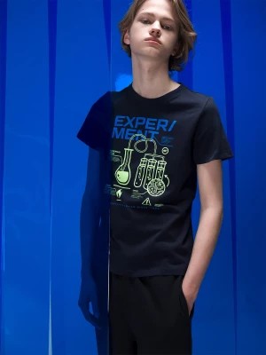 Zdjęcie produktu T-shirt z nadrukiem świecącym w ciemności chłopięcy 4F