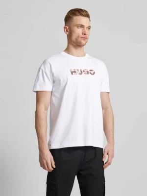 Zdjęcie produktu T-shirt z nadrukiem z logo model ‘Camo’ HUGO