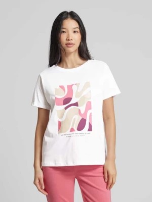 Zdjęcie produktu T-shirt z nadrukiem z motywem i napisem comma Casual Identity