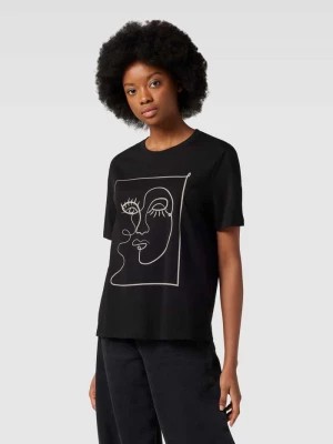 Zdjęcie produktu T-shirt z nadrukiem z motywem model ‘VISYBIL’ Vila