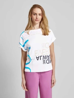Zdjęcie produktu T-shirt z nadrukiem z napisem i nadrukiem na całej powierzchni comma Casual Identity