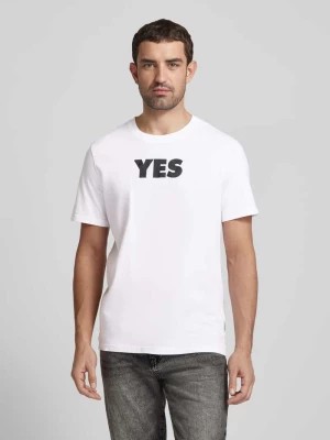 Zdjęcie produktu T-shirt z nadrukiem ze sloganem ARMEDANGELS