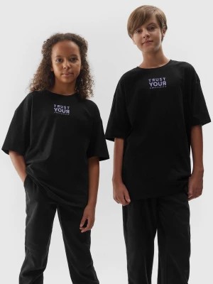 Zdjęcie produktu T-shirt z napisem dziecięcy - czarny 4F