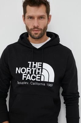 Zdjęcie produktu The North Face bluza bawełniana męska kolor czarny z kapturem z nadrukiem NF0A55GFJK31
