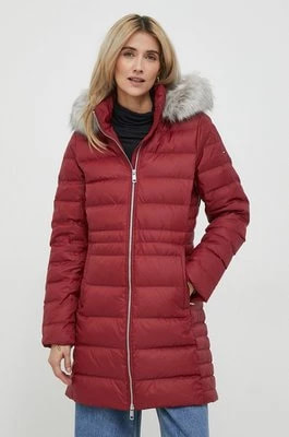 Zdjęcie produktu Tommy Hilfiger kurtka puchowa damska kolor bordowy zimowa