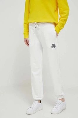 Zdjęcie produktu Tommy Hilfiger spodnie dresowe bawełniane kolor biały gładkie