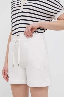 Zdjęcie produktu Tommy Hilfiger szorty damskie kolor biały gładkie high waist WW0WW38348