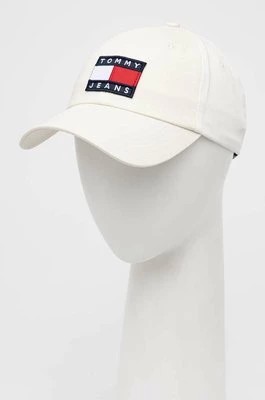 Zdjęcie produktu Tommy Jeans czapka z daszkiem bawełniana kolor biały z aplikacją
