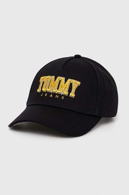 Zdjęcie produktu Tommy Jeans czapka z daszkiem bawełniana kolor czarny z aplikacją