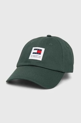 Zdjęcie produktu Tommy Jeans czapka z daszkiem bawełniana kolor zielony z aplikacją AM0AM12016