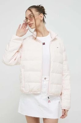 Zdjęcie produktu Tommy Jeans kurtka puchowa damska kolor różowy przejściowa