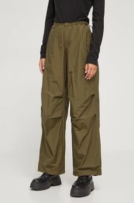 Zdjęcie produktu Tommy Jeans spodnie damskie kolor zielony szerokie medium waist DW0DW16387