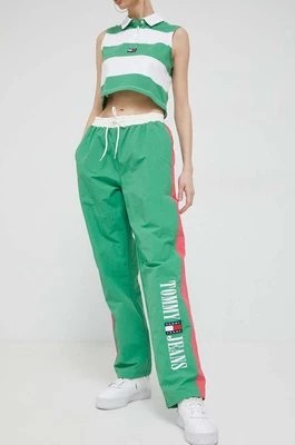 Zdjęcie produktu Tommy Jeans spodnie dresowe kolor zielony wzorzyste