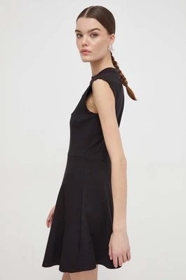 Zdjęcie produktu Tommy Jeans sukienka kolor czarny mini rozkloszowana DW0DW17928