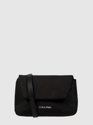Zdjęcie produktu Torebka na długim pasku z logo CK Calvin Klein