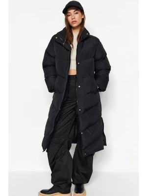 Zdjęcie produktu trendyol Płaszcz zimowy w kolorze czarnym rozmiar: L