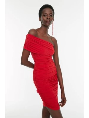 Zdjęcie produktu trendyol Sukienka w kolorze czerwonym rozmiar: 40
