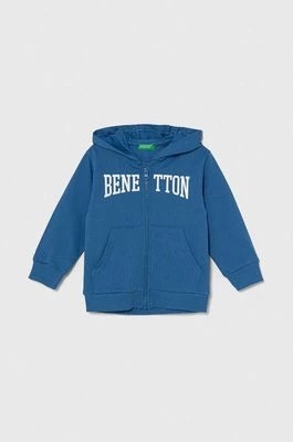 Zdjęcie produktu United Colors of Benetton bluza bawełniana dziecięca kolor niebieski z kapturem z nadrukiem