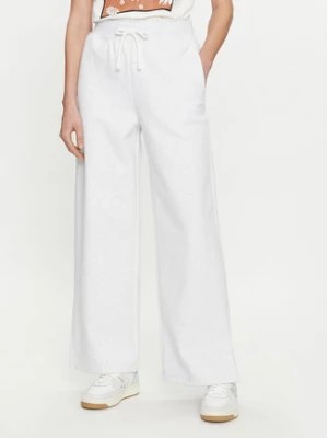 Zdjęcie produktu Vans Spodnie dresowe Elevated Double Knit Sweatpant VN000G9R Biały Regular Fit