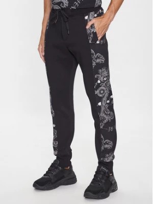 Zdjęcie produktu Versace Jeans Couture Spodnie dresowe 75GAA3C0 Czarny Regular Fit