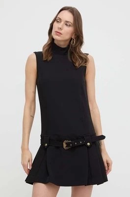 Zdjęcie produktu Versace Jeans Couture sukienka kolor czarny mini prosta 76HAO924 N0103