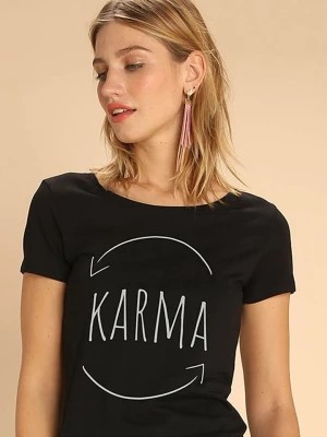 Zdjęcie produktu WOOOP Koszulka "Karma" w kolorze czarnym rozmiar: M