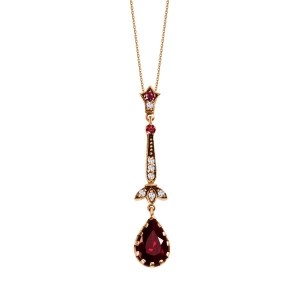 Zdjęcie produktu Zawieszka złota z rodolitami i diamentami - Kolekcja Wiktoriańska Wiktoriańska - Biżuteria YES