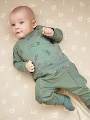 Zdjęcie produktu Zielona bawełniana bluzka niemowlęca we wzory 5.10.15.