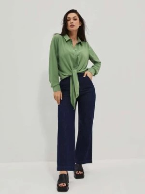 Zdjęcie produktu Zielona koszula damska z wiązaniem Moodo