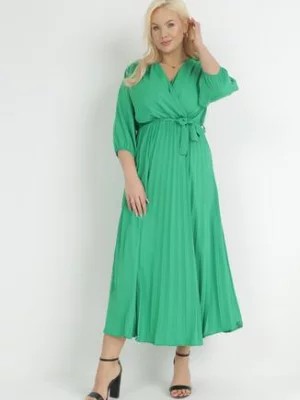 Zdjęcie produktu Zielona Plisowana Sukienka Maxi z Kopertowym Dekoltem i Wiązaniem w Talii Lariah