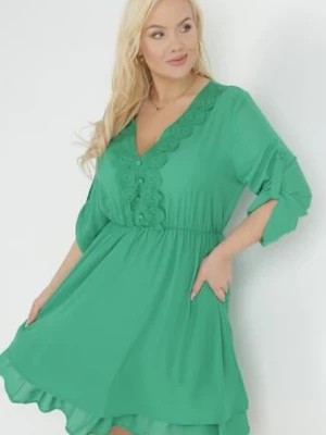 Zdjęcie produktu Zielona Rozkloszowana Sukienka Mini z Ozdobnym Dekoltem i Gumką w Pasie Braely