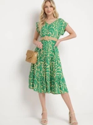 Zdjęcie produktu Zielona Sukienka z Szerokimi Falbanami na Dole i Krótkimi Rękawami z Wiskozy Trioa