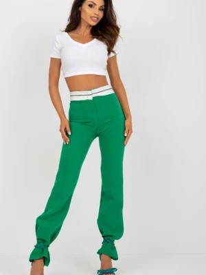 Zdjęcie produktu Zielone materiałowe spodnie z wywijaną talią Italy Moda