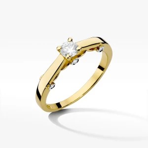 Zdjęcie produktu Złoty pierścionek z brylantami