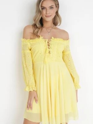 Zdjęcie produktu Żółta Sukienka Mini ze Sznurowaniem Ozdobiona Koronką Olymetina