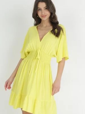 Zdjęcie produktu Żółta Sukienka z Wiskozy z Marszczoną Gumką w Talii Demaria