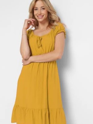 Zdjęcie produktu Żółta Wiskozowa Sukienka z Gumkami w Pasie Ściągana przy Dekolcie z Falbanką Tiimamla