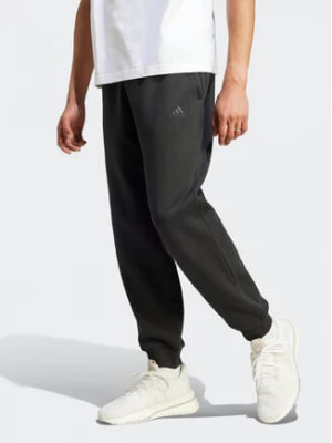 Zdjęcie produktu adidas Spodnie dresowe IR8360 Czarny Regular Fit