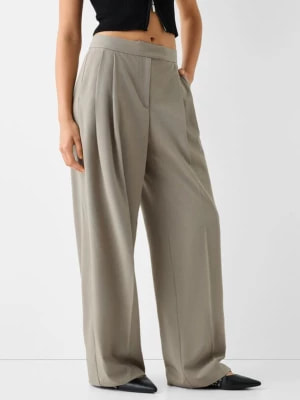 Zdjęcie produktu Bershka Spodnie Relax Fit Z Podwójnymi Zakładkami Kobieta Khaki