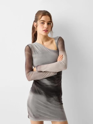 Zdjęcie produktu Bershka Sukienka Mini Z Asymetrycznym Nadrukiem, Z Tiulu I Z Długim Rękawem Kobieta Ciemnoszary