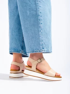 Zdjęcie produktu Beżowe sandały damskie Vinceza na platformie
