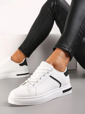 Zdjęcie produktu Biało-Czarne Sznurowane Sneakersy z Ekoskóry z Błyszczącym Detalem Marnitta