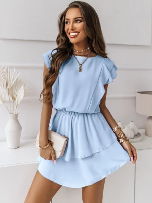 Zdjęcie produktu Błękitna sukienka z falbankami Dafne - błękitny Pakuten